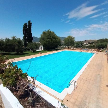 Casa Rural Agua De Azahar Chimenea サアラ・デ・ラ・シエラ エクステリア 写真